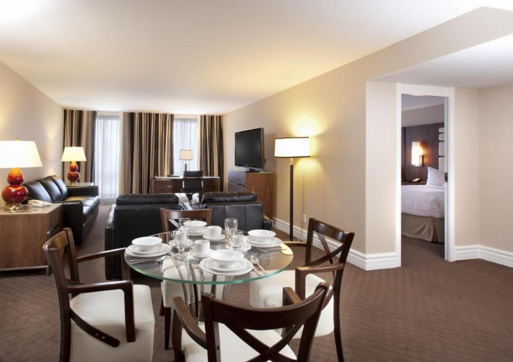Room image 4